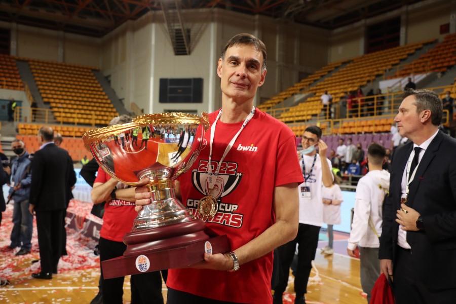 bartzokas-cup.jpg
